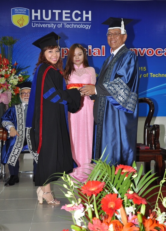 lễ tốt nghiệp thạc sỹ quản trị kinh doanh ĐH Mở Malaysia