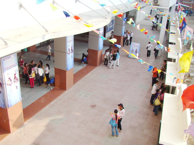 HUTECH tổ chức Lễ khai giảng năm học mới 2012-2013 và kỷ niệm ngày Nhà giáo Việt Nam 5