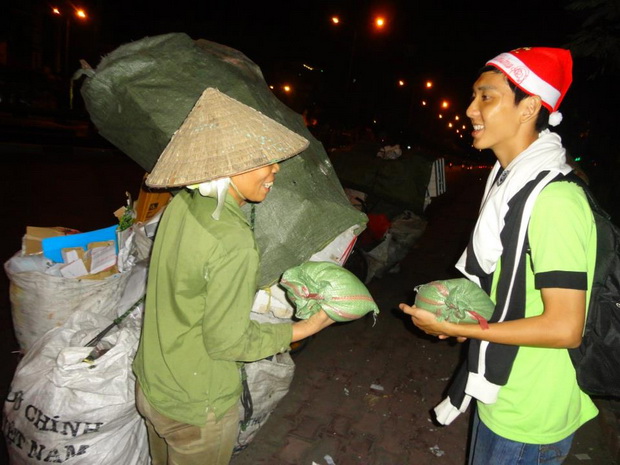 Sinh viên HUTECH chung tay hoạt động thiện nguyện vì cộng đồng dịp Noel 14