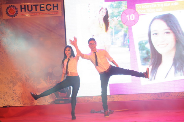 Sôi động Đêm hội văn hóa 2012 tại HUTECH 11