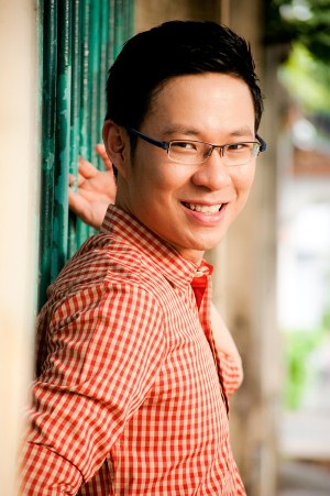 MC Anh Quân làm MC chính thức cho “Đêm hội văn hóa chào đón tân sinh viên và mừng năm mới 2013” 13