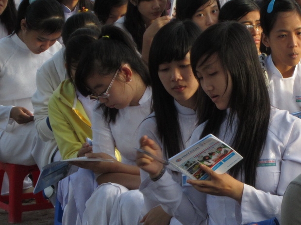Học sinh THPT các tỉnh An Giang, Đồng Tháp hào hứng với thông tin tuyển sinh từ HUTECH 4