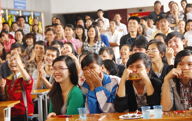 Nhiều nội dung trong chương trình “Sinh viên đón tết xa nhà năm 2013” 6