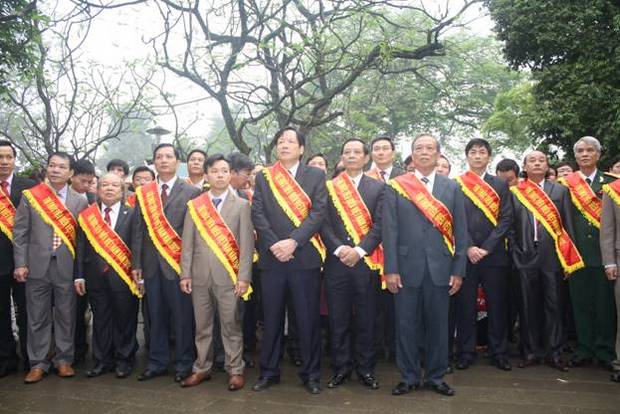 Thầy Kiều Tuân - Gương mặt trí thức tiêu biểu năm 2012 17