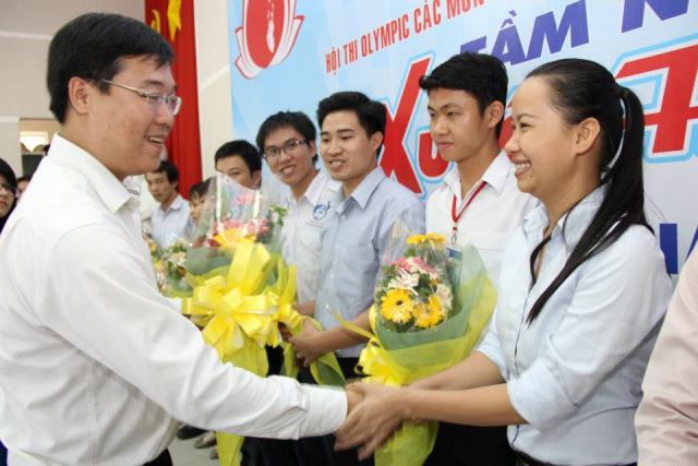 Khai mạc Hội thi Olympic các môn khoa học Mác – Lênin và Tư tưởng Hồ Chí Minh lần thứ 7 tại HUTECH 5