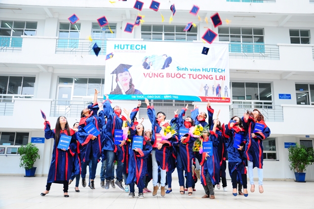 Những sinh viên tiêu biểu viết tiếp truyền thống của HUTECH 76