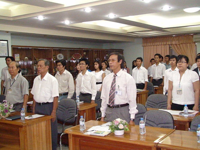 Chi bộ đầu tiên của Đảng bộ HUTECH tổ chức thành công đại hội 9