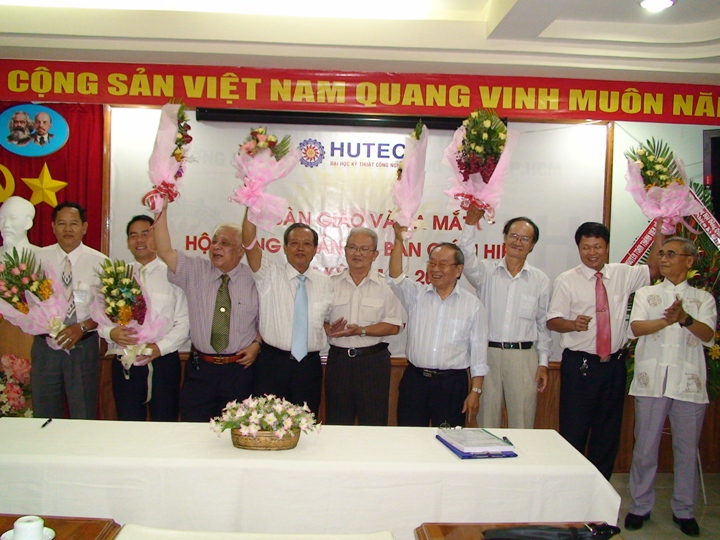 HUTECH ra mắt Hội đồng Quản trị và Ban Giám hiệu nhiệm kỳ 2010 - 2015 13