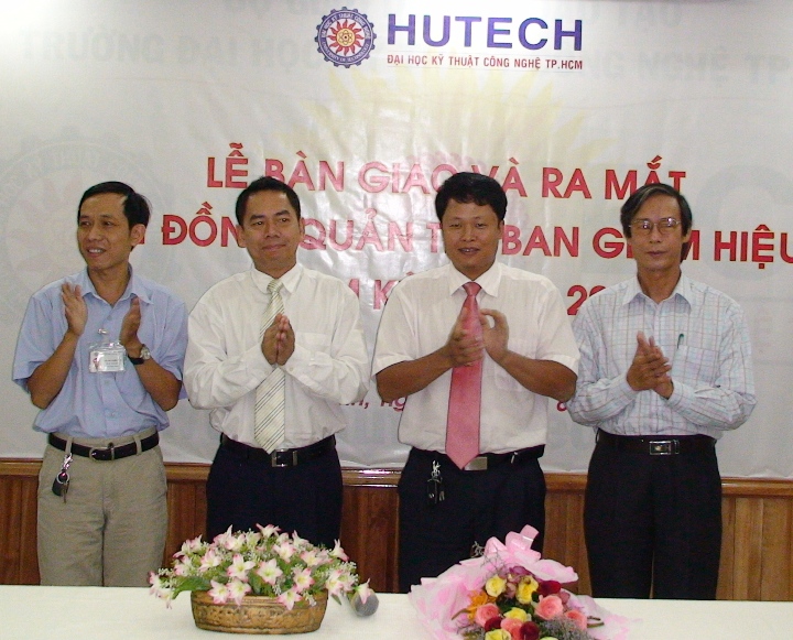 HUTECH ra mắt Hội đồng Quản trị và Ban Giám hiệu nhiệm kỳ 2010 - 2015 60