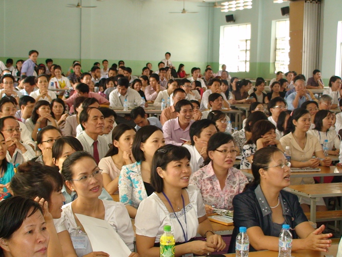 HUTECH tổ chức Lễ sơ kết kỳ I và trao bằng tốt nghiệp 4