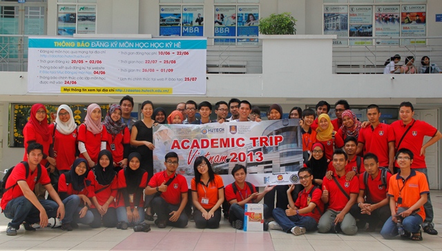 Sinh viên ĐH Công nghệ Mara (UiTM)– Malaysia giao lưu với sinh viên HUTECH 33