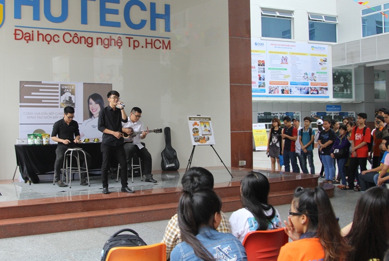 Vua đầu bếp Christine Ha