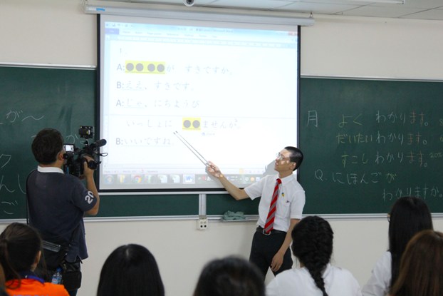 Chương trình Đại học chuẩn Nhật Bản của HUTECH lên sóng Đài truyền hình Tokyo 44