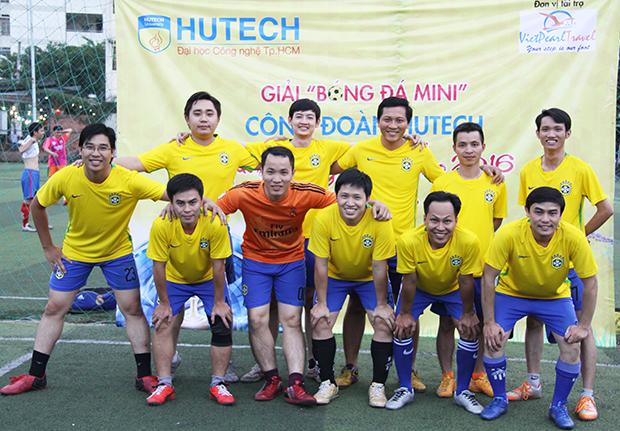 Giải bóng đá lớn nhất năm của Cán bộ - Giảng viên – Nhân viên HUTECH chính thức khởi tranh 614