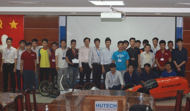 Two representatives coming from HUTECH to participate in the "Driving Eco - Honda Fuel efficiency" 128