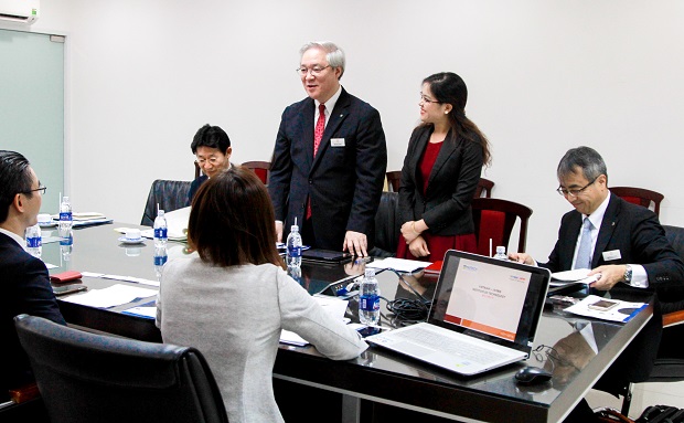 phó thống đốc tỉnh Saitama đánh giá cao chương trình đại học chuẩn Nhật Bản