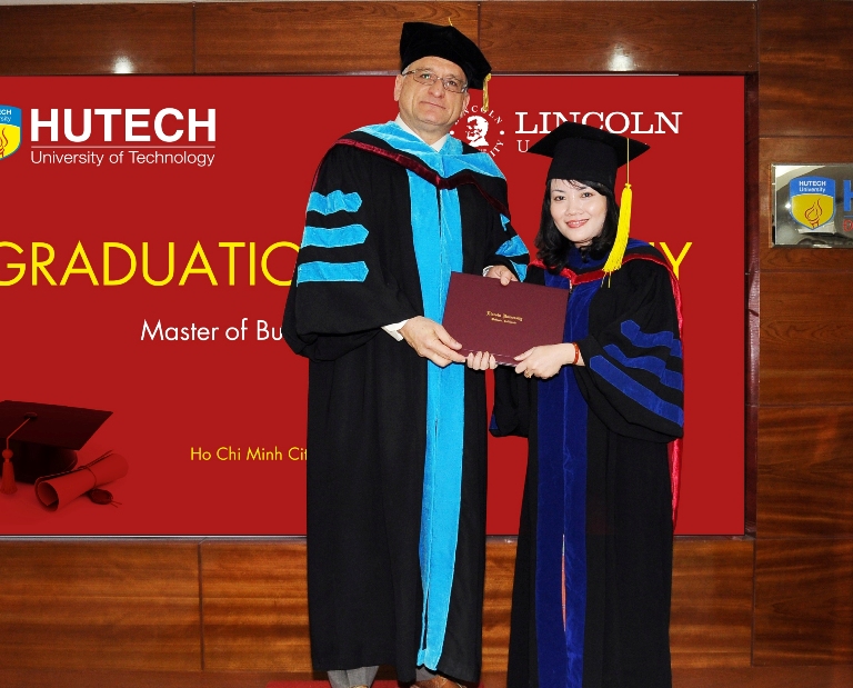 Cơ hội lấy bằng MBA ĐH Lincoln - Hoa Kỳ dành cho sinh viên HUTECH 13