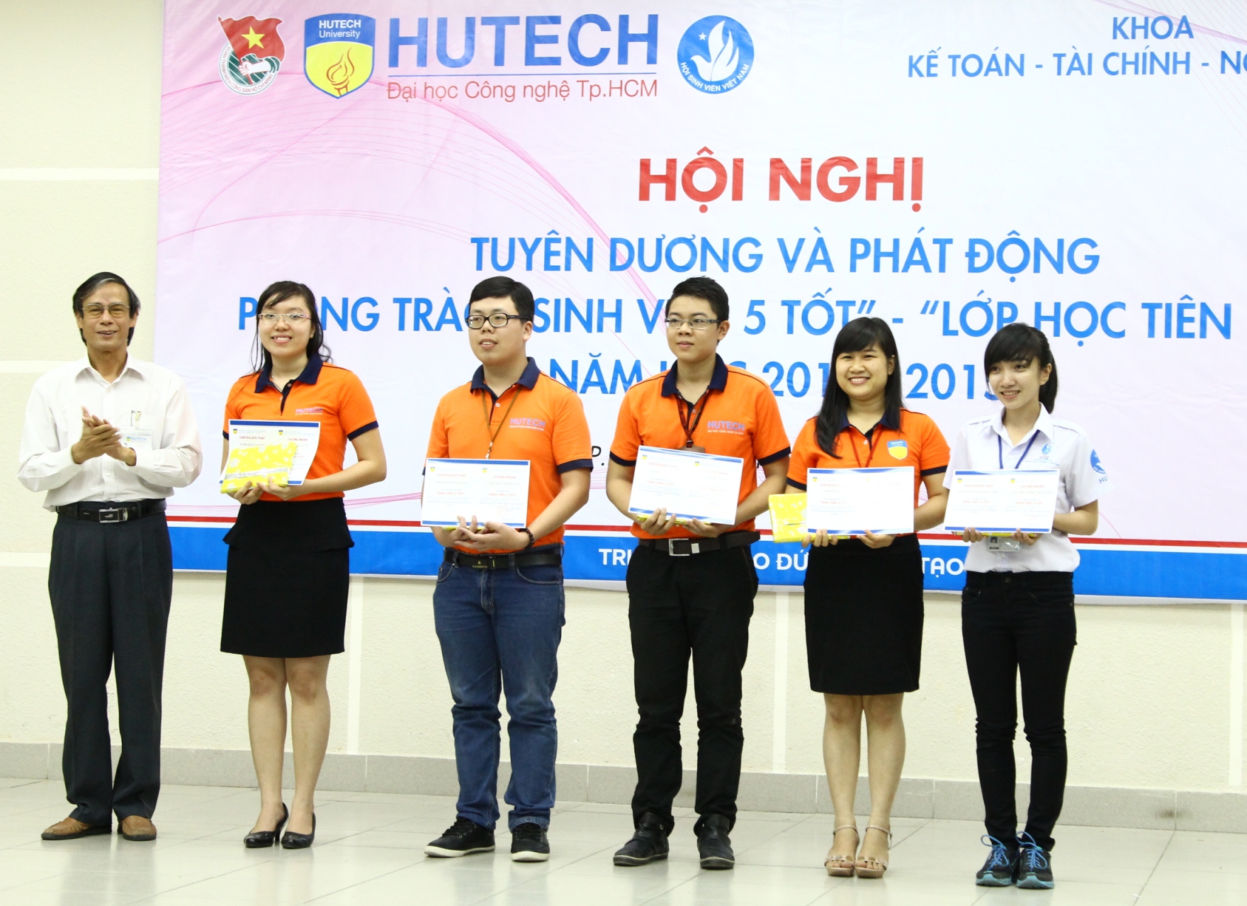 Improve your soft skills through short-term courses at HUTECH 64