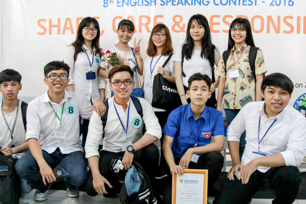 Sinh viên HUTECH giành Giải Nhất cuộc thi “Hùng biện tiếng Anh” lần VIII, năm 2016 131