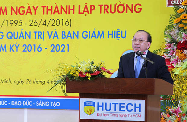 Ho Chi Minh University of Technology officially introduced the Board of Rectors tenure 2016 – 2021. 16