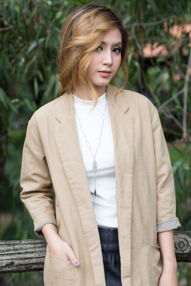 05 gương mặt đang dẫn đầu bình chọn Miss HUTECH 2017, họ là ai?