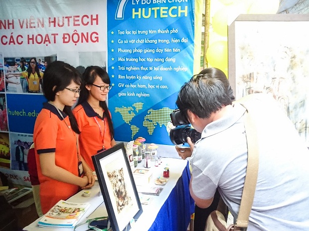Sinh viên HUTECH tham gia Festival Tuổi trẻ sáng tạo TP. Hồ Chí Minh lần VII