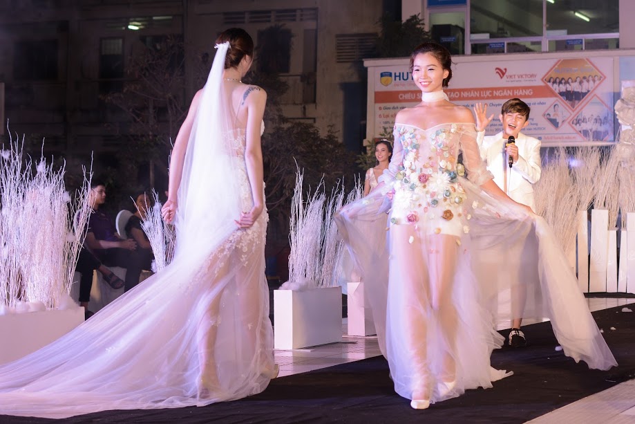“Winter Wedding” – show trình diễn thời trang áo cưới chuyên nghiệp của sinh viên HUTECH 26