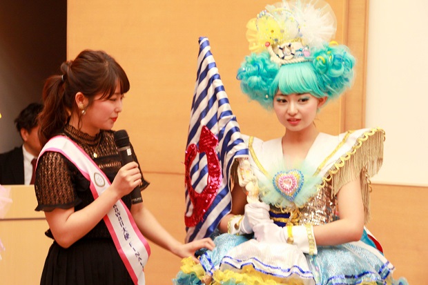 Lãnh sự quán Nhật Bản mời sinh viên VJIT tìm hiểu phong cách trang điểm KAWAII 