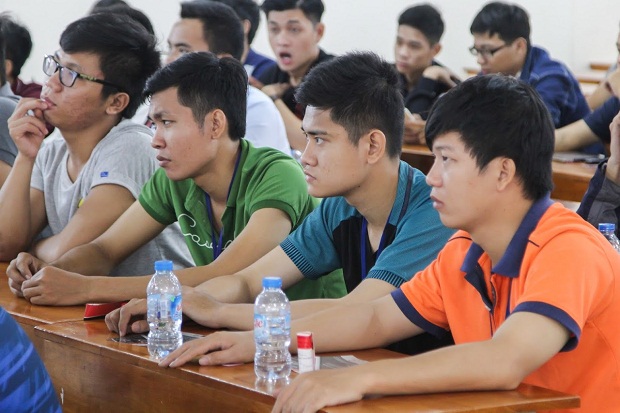 HUTECH và Công ty Điện Quang tổ chức thành công hội thảo “Ánh sáng và cuộc sống”