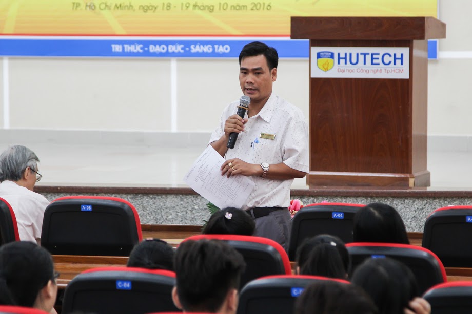 Khoa QTDL-NH-KS, KT-MT, KHXH&NV, Dược, Luật và CNSH-TP-MT khen thưởng sinh viên tiêu biểu 67