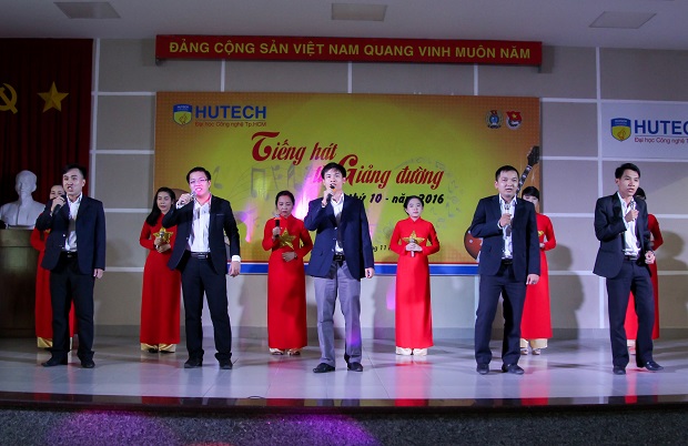 Nhiều phần thi hấp dẫn trong Hội thi Tiếng hát từ giảng đường năm 2016