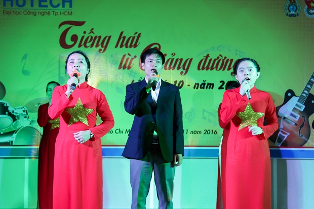 Nhiều phần thi hấp dẫn trong Hội thi Tiếng hát từ giảng đường năm 2016