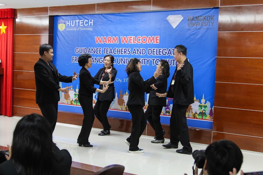 Đoàn Giảng viên Thái Lan thăm và giao lưu cùng sinh viên HUTECH 51