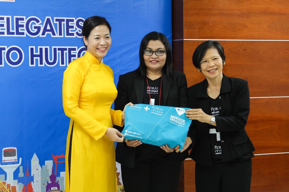 Đoàn Giảng viên Thái Lan thăm và giao lưu cùng sinh viên HUTECH 67