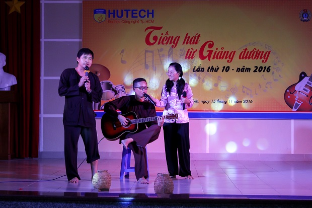 Nhiều phần thi hấp dẫn trong Hội thi Tiếng hát từ giảng đường năm 2016