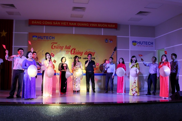 Nhiều phần thi hấp dẫn trong Hội thi Tiếng hát từ giảng đường năm 2016