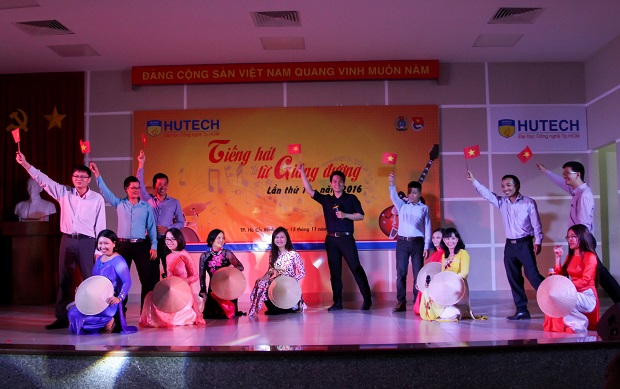 Nhiều phần thi hấp dẫn trong Hội thi Tiếng hát từ giảng đường năm 2016