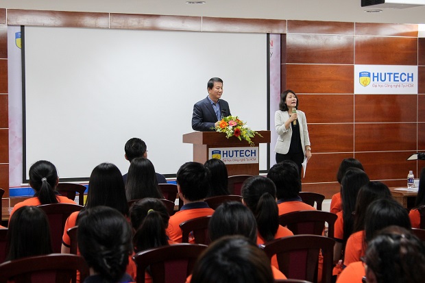 Ngài Ryotaro Sugi - Đại sứ đặc biệt Nhật - Việt giao lưu cùng sinh viên HUTECH