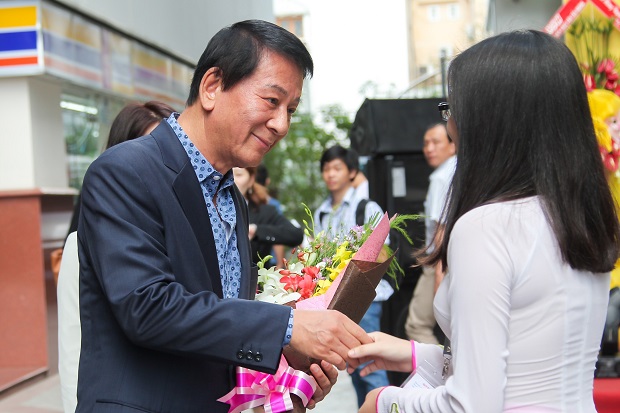 Ngài Ryotaro Sugi - Đại sứ đặc biệt Nhật - Việt giao lưu cùng sinh viên HUTECH