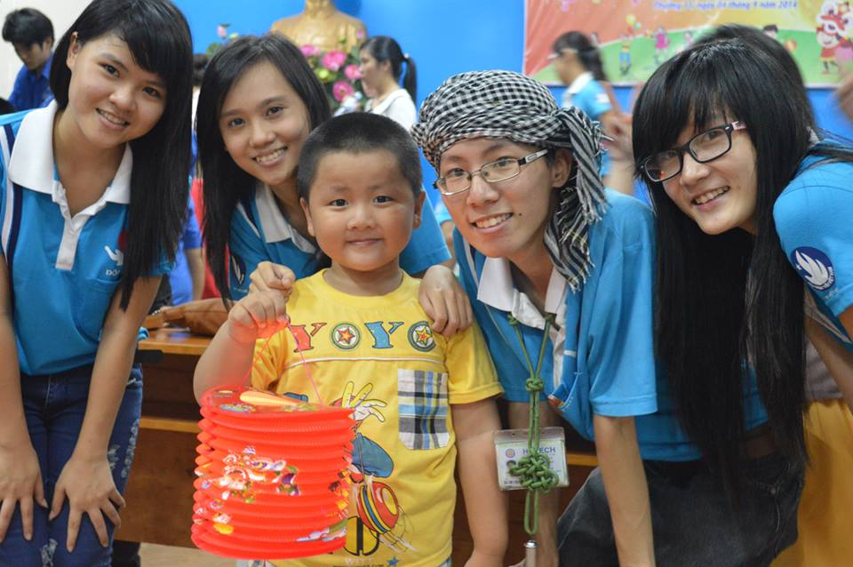 Nhìn lại những hoạt động ý nghĩa của Đội Công tác xã hội HUTECH 9