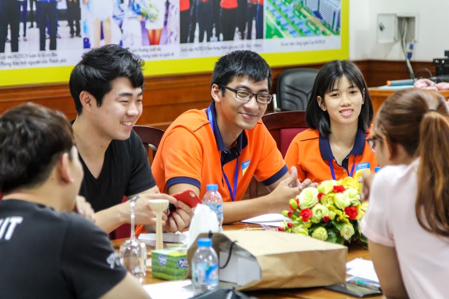 Sinh viên Hàn Quốc tham dự “Global Student Startup Springboard” tại HUTECH 69