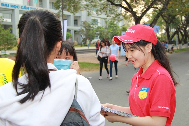 Cùng HUTECH check-in tại Ngày hội tuyển sinh lớn nhất Đồng bằng sông Cửu Long 50