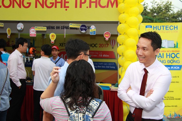 Cùng HUTECH check-in tại Ngày hội tuyển sinh lớn nhất Đồng bằng sông Cửu Long 25