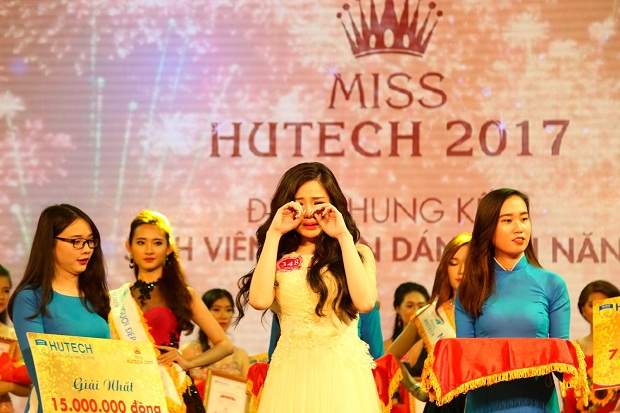 Gặp gỡ Miss HUTECH 2017 Vũ Ngọc Dung 80