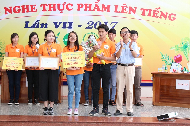lang-nghe-thuc-pham-len-tieng-2017