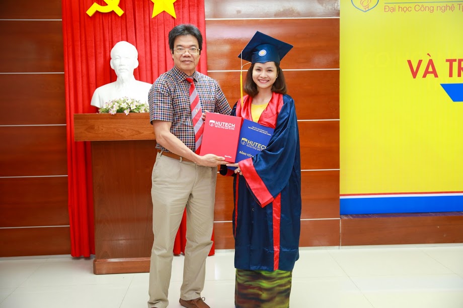 Lễ tốt nghiệp chương trình Đào tạo từ xa khóa 2012 39