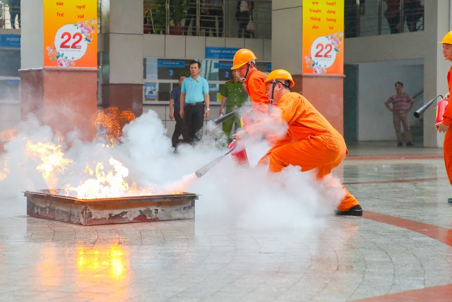 HUTECH conducts a fire drill in response to the month of action on occupational health and safety 48