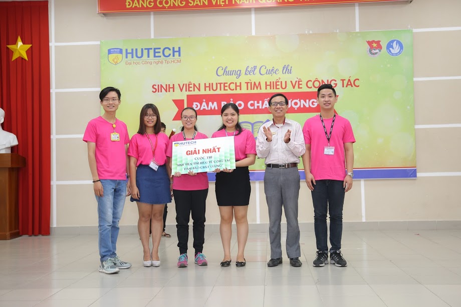 BI giành chiến thắng Cuộc thi “Sinh viên HUTECH tìm hiểu về công tác đảm bảo chất lượng” 100