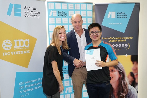 Giai-ma-5-ly-do-sinh-vien-hutech-trong-doi-ELC-viet-nam