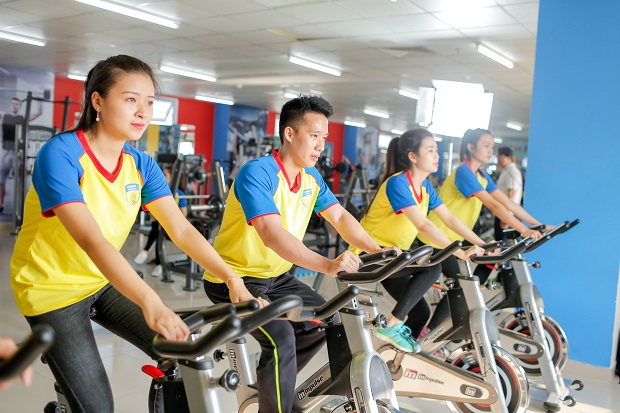 Kham-pha-thien-duong-the-thao-cua-sinh-vien-HUTECH